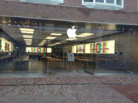 apple-store-haarlem-voorkant-overdag-270x202