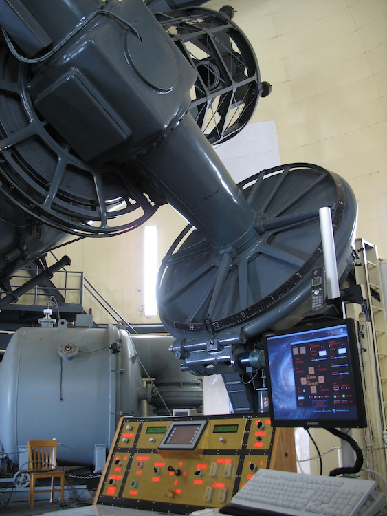 telescope and console~de691e3a366ba8191a29e87c2b5bd8a88dc3e833